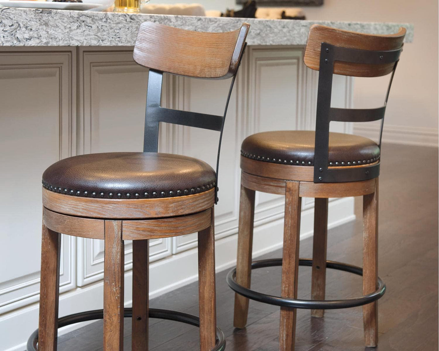 Pinnadel 24.25" Modern Farmhouse Swivel Counter Height Barstool, Light Brown
