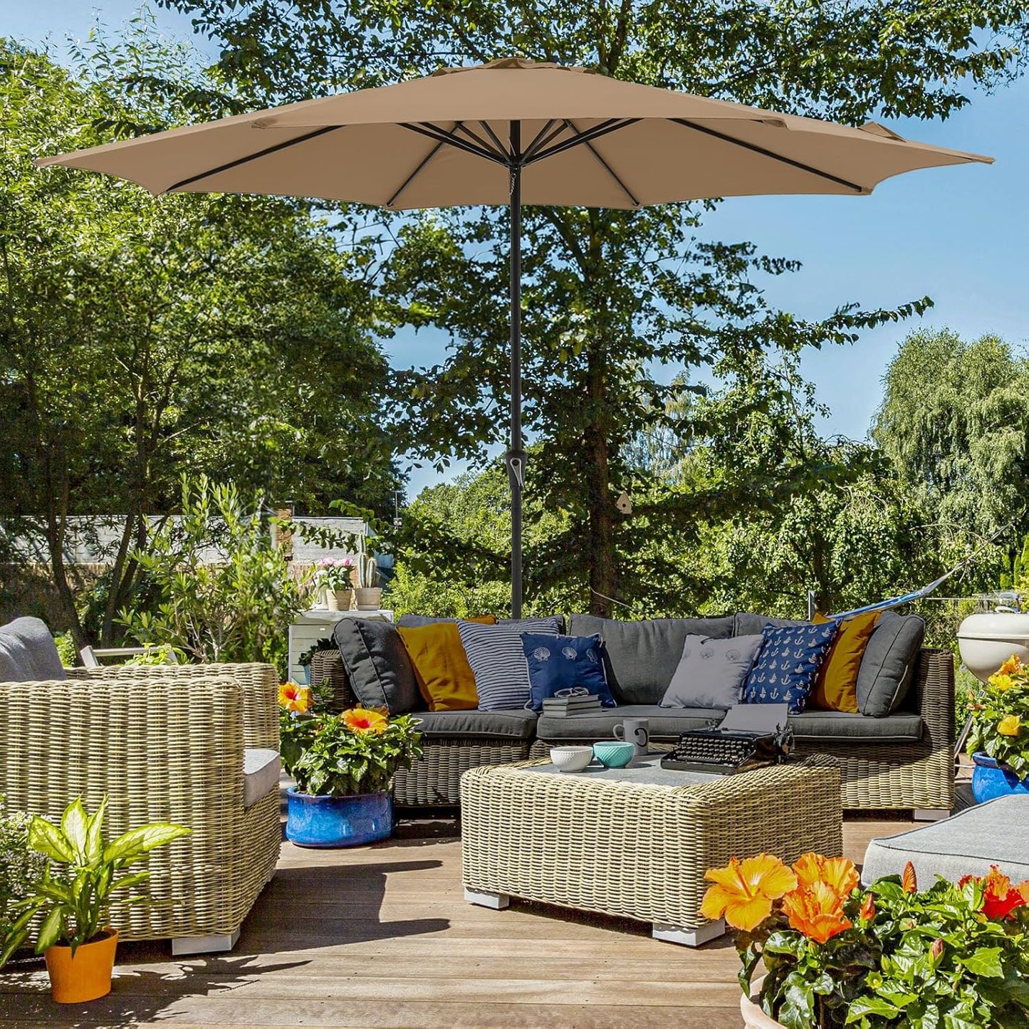 11' Patio Umbrella, Outdoor Table Market Large Umbrella with 8 Steel Ribs and Crank, Beige